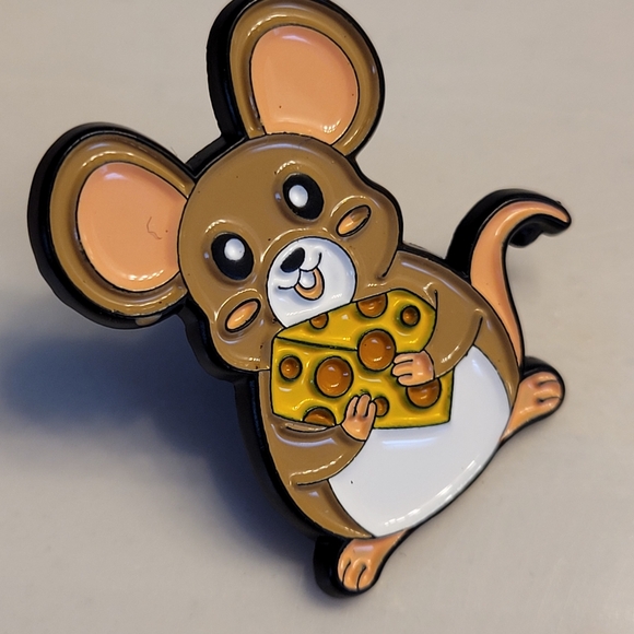 Happy Mouse With Cheese Enamel Pin - Picture 9 of 10